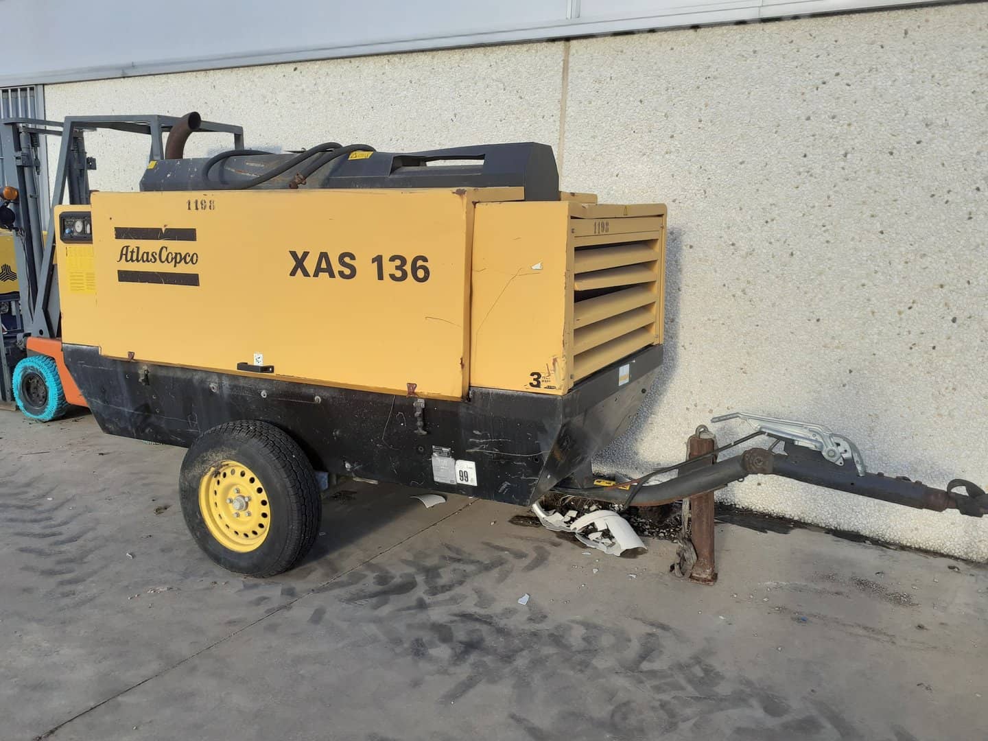 20220308_084102 ATLAS COPCO XAS136 - Imagen 1