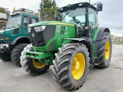 JOHN DEERE 6190 R , 2012
